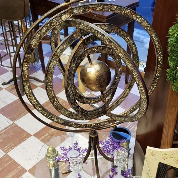 Lucky Dog Thrift Shop - Picture 8 of 8